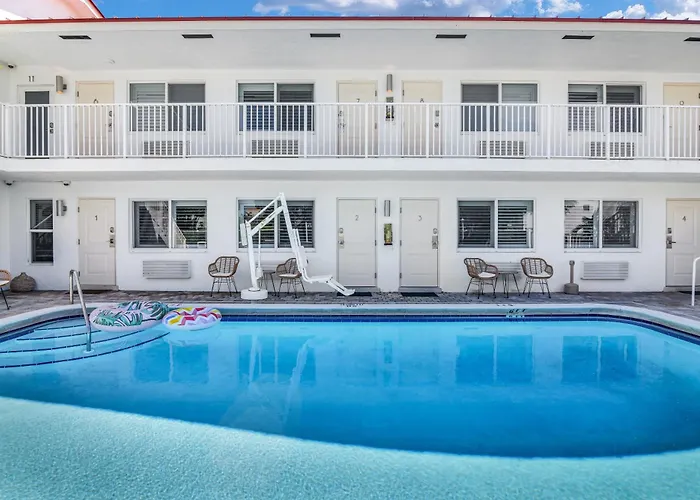 The Shores Hotel