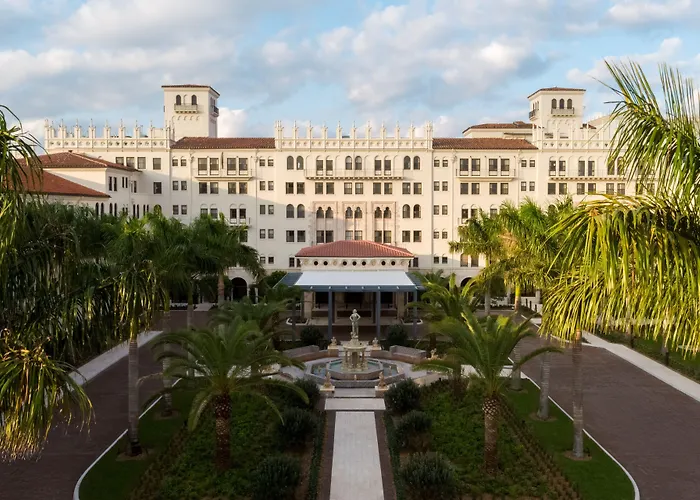 Cloister At The Boca Raton